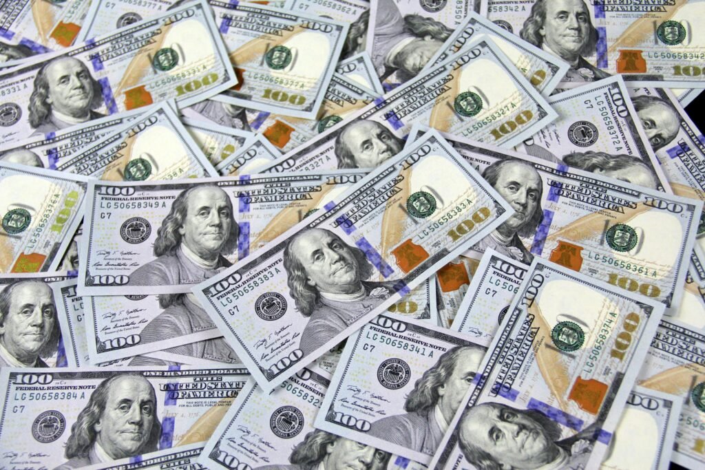 Cómo ganar dinero en 2025 con tu canal de YouTube de música
